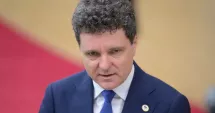 Stire din Politică-Administrație : Nicuşor Dan, după explozia dronei maritime din Portul Constanţa: al doilea incident de securitate semnificativ