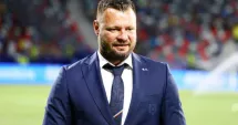 Stire din Sport : Marius Niculae: „Tricourile din colecția lui Mircea Lucescu sunt pline de istorie”