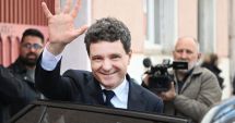 Stire din Actualitate : Nicușor Dan, huiduit la sosirea în Iași.  „Pleacă în Ucraina!”, „Trădătorule!”