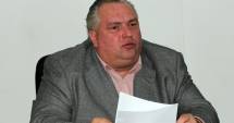 Stire din Eveniment : Nicușor Constantinescu, așteptat să se întoarcă în țară