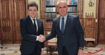 Stire din Politică-Administrație : Nicușor Dan îl desemnează astăzi pe Ilie Bolojan în funcția de premier