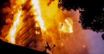 Stire din Actualitate : A ÎNVINS IADUL DIN LONDRA! IDEEA GENIALĂ A UNEI MAME DE A SALVA VIAȚA FETIȚEI SALE DIN INCENDIUL UCIGAȘ