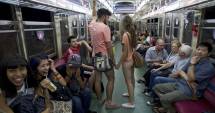 Stire din Eveniment : Prima dată în România! Fără pantaloni, în mijloacele de transport