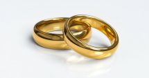Stire din Social : Cât este darul la nuntă în 2022. Românii plătesc mai mult în primul an fără restricţi
