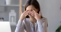Stire din Sănătate : Ochii voștri merită atenție. Ce trebuie să știți despre edemul cornean