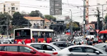 Stire din Actualitate : Mașinile ar putea circula din nou din două în două zile