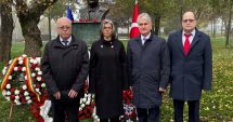 Stire din Politică-Administrație : UDTR a adus un omagiu primului preşedinte al Republicii Turcia, Mustafa Kemal Atatürk
