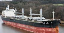 O navă încărcată cu marfa unui oligarh rus e „prizonieră” în portul Riga