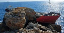 Stire din Economie : O navă turcească a eșuat pe coasta Bulgariei