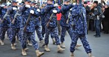 Stire din Eveniment : O nouă serie de marinari militari și infanteriști români, la Forțele Navale Române