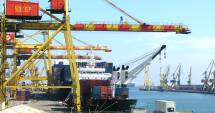 Stire din Economie : Operatorii portuari sunt nemulțumiți de master planul portului Constanța