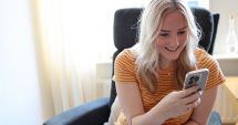 Stire din Eveniment : „Câştiguri de până la 1.000 lei/zi pentru a da like la videoclipuri”. Noua tentativă de fraudă pe Whatsapp