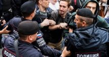 Stire din Actualitate : Opozanți ruși, arestați în timpul unei manifestații pentru alegeri corecte la Moscova