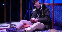 Stire din Cultură-Educație : Spectacolul „Opt taţi” revine pe scena Teatrului de Stat Constanţa