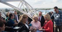 Stire din Politică-Administrație : Dăncilă: Anul acesta noi trebuie să terminăm 100 km de autostradă. Dacă nu-i avem, șeful CNAIR pleacă acasă