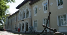Stire din Cultură-Educație : "Orizonturi... marine", pe pânze la Muzeul Marinei Române