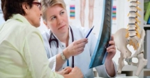 Stire din Sănătate : Ziua mondială a osteoporozei. Ce trebuie să știm despre această boală
