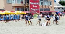 Stire din Sport : Eseuri la nisip! Cine sunt campionii turneului Oval 5 Beach Rugby România