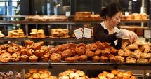 Stire din Actualitate : Un magazin a vândut din greşeală produse de patiserie din plastic