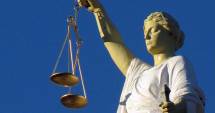 Stire din Economie : Pachet de legi pentru creșterea securității sistemului bancar