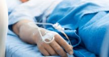 Stire din Eveniment : Panică la spital. Un pacient internat a atacat asistentele şi brancardierul care îl tratau
