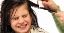 Stire din Social : Părinți inconștienți! Își trimit copiii la școală plini de păduchi și râie