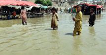 Bilanţul inundaţiilor din Pakistan a urcat la 1.061 de morţi