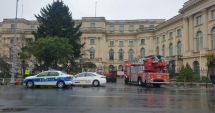 Stire din Eveniment : Incendiu la Palatul Regal: 150 de persoane au fost evacuate