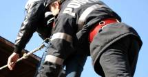 Stire din Eveniment : Panică în Mangalia! Un bărbat amenința că se aruncă din…pom
