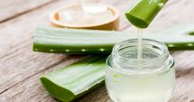 Stire din Sănătate : Sucul de aloe vera şi apa cu castraveţi stimulează creșterea părului