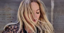 Stire din Sănătate : Blond perfect. Secretele unui păr strălucitor și sănătos