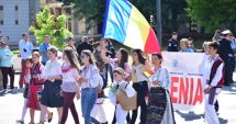 Stire din Social : Paradă inedită. Elevii și sportivii au sărbătorit Ziua Constanței