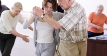 Stire din Social : Proiect inedit la Constanța. Bolnavii de Parkinson, recuperați  prin… dans