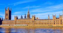Stire din Actualitate : Parlamentul britanic va dezbate pe 1 aprilie petiția populară de anulare a Brexit-ului