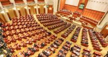 Stire din Politică-Administrație : Parlament / Moțiunea de cenzură este citită, acum, în plenul reunit