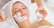 Stire din Sănătate : Peeling-ul chimic vă tratează pielea și o întinerește