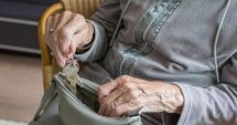 Stire din Politică-Administrație : Se măresc pensiile de la 1 septembrie! Coaliția pregătește și impozitarea pensiilor speciale