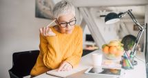 Stire din Social : Vreţi să vă pensionaţi pentru limită de vârstă? Ce trebuie să faceţi