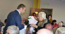 Stire din Politică-Administrație : Pensionarii din Mangalia, sărbătoriți de administrația publică din oraș