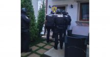 Polițiștii constănțeni, implicați în trei percheziții din București, Ilfov și Cluj
