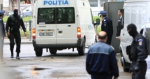 Stire din Eveniment : DESCINDERI de amploare. Sunt vizate școli de șoferi și o clinică medicală