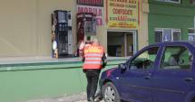 Stire din Economie : SCANDALUL ANAF MODIFICĂ LEGEA: "Pentru diferențe de 300 lei se dă amendă, nu se mai suspendă activitatea"