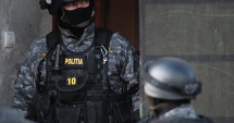 Stire din Eveniment : Acuzații de exploatare sexuală. O femeie însărcinată și un bărbat, arestați