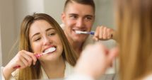 Stire din Sănătate : Schimbarea periuţei de dinţi, recomandată după răceli şi gripe
