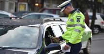 Stire din Eveniment : Peste 450 de permise de conducere au fost reţinute sâmbătă de poliţişti
