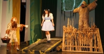 Stire din Cultură-Educație : Un spectacol la care trebuie să ajungă toți copiii