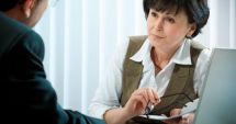 Stire din Economie : Peste 2,6 milioane de euro, negociați de consumatori, în litigiile cu băncile