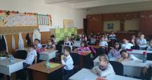 Stire din Cultură-Educație : Peste 400 de elevi  la Concursul Gazetei  de matematică "Gheorghe Țițeica"