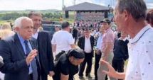 Stire din Politică-Administrație : Petre Daea a făcut show la Târgul Cepelor. Ce le-a spus producătorilor