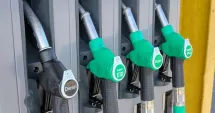 Stire din Economie : Motorina depășește 10 lei/litru. Ce prețuri au carburanții și cum intervine Guvernul